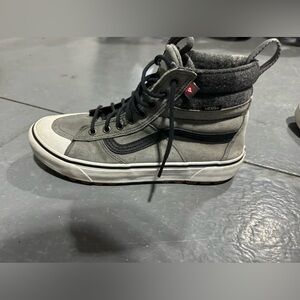 Vans MTE